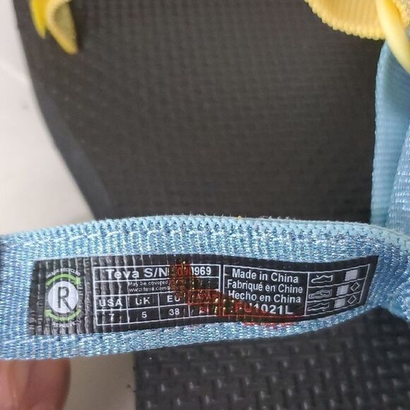 Teva Midform Universal Women's Metallic Blue Multi Casual Sandals Size 7 NWOT - Picture 8 of 9